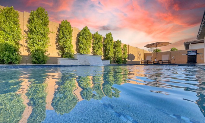 San Tan Valley House | 55+ New Queen Creek Community. Amenities Galore!