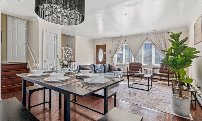 North Bergen Apartment | 556b) Large 3 bedroom with Parking!