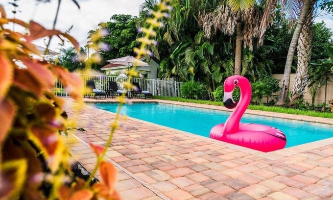 Naples Park Apartment | 559 Park Place | Orchid Villa - Minutes to Beaches
