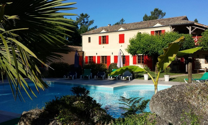 Fargues-sur-Ourbise House | 560 sq.m mansion on 4 ha plot; 10 bedrooms and bathrooms, large swimming pool for 20