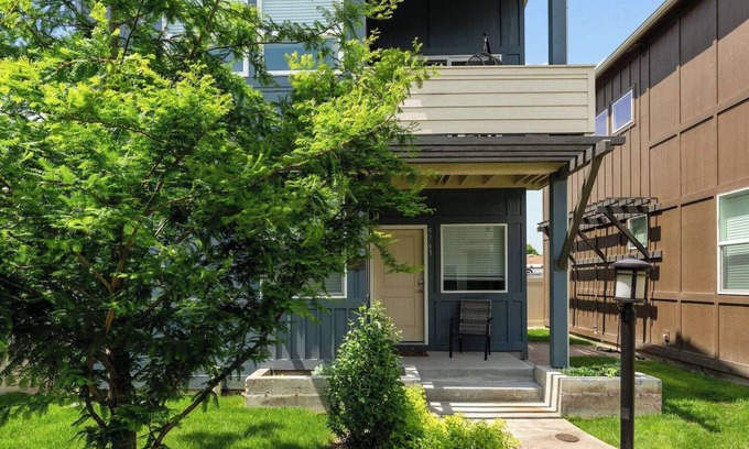 Boise House | *5763* Two Bedroom and 2 Bathroom, Centrally Located.