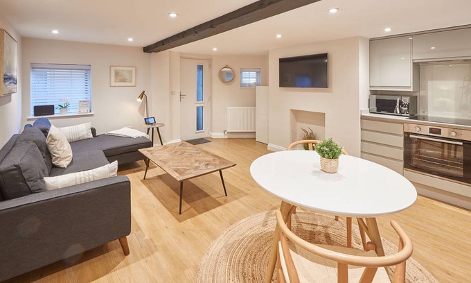 Whitby Apartment | 58 m² Apartment ∙ 1 bedroom ∙ 2 guests