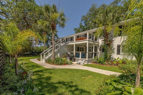 Saint Simons Heights House | 588 Demere-7 Bedrooms