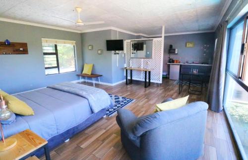 Sheffield Beach House | 59 On Gail
