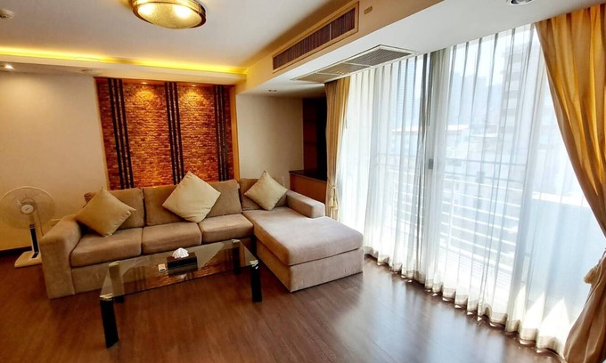 Khlong Toei Nuea Condo | 5B-Short-term rental allowed-2BRs Downtown Bangkok