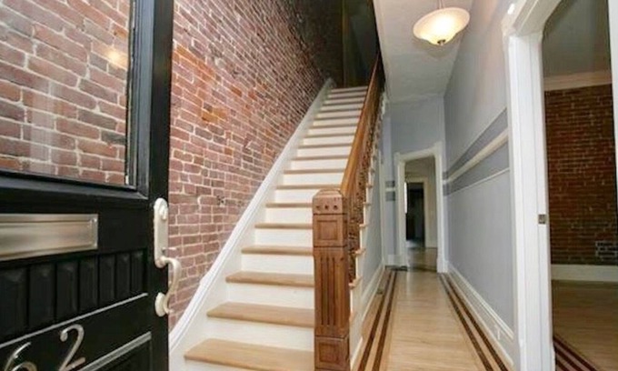 Metro Center House | 5BD Downtown Brownstone - 3 blocks from MGM Casino