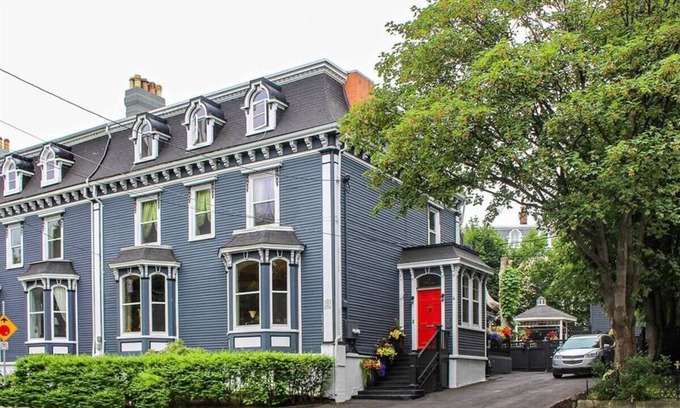 Downtown St. John's House | 5Bd Heritage Dream Home in Downtown's heart!