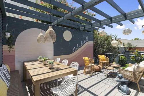 Little Italy House | 5BD Home with outdoor space in Little Italy