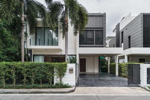 Laguna Villa | 5bdr Pool Villa In Laguna Park #46 By Capital Pro