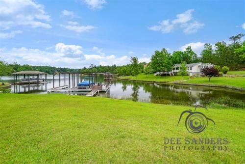 Dadeville House | 5BR Lakefront Home. Dock and Boat Rental plus Views