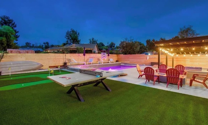 Santee House | 5BR Oasis | Pool, Hot Tub & Luxe Outdoor Retreat!