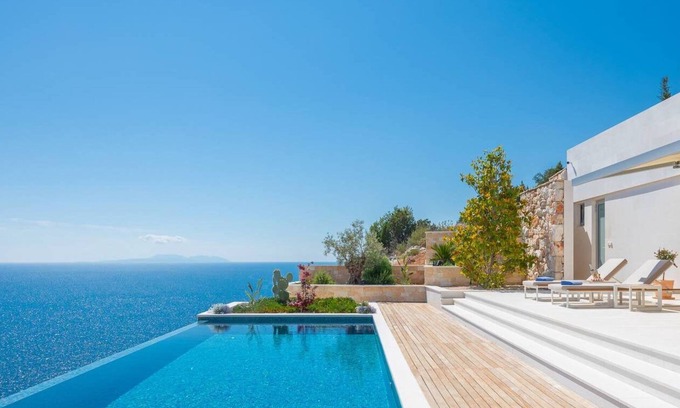 Jelsa Villa | 5BR Seafront Villa Sanctuary with Infinity Pool