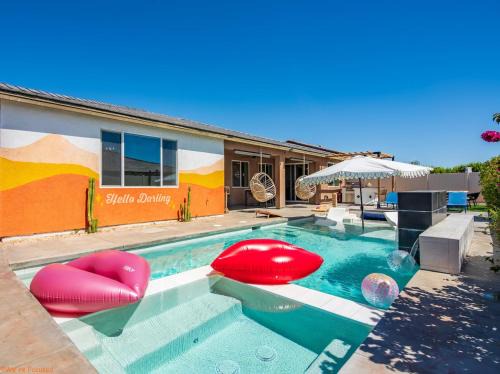 Indio House | 5br3b Pool, 2mi To Fstvals, Ev Chrgr, Gym, Games