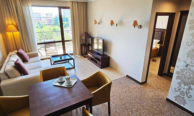 Sunny Beach Apartment | 5star Royal Beach Apartment with AC, close to the beach and the Center