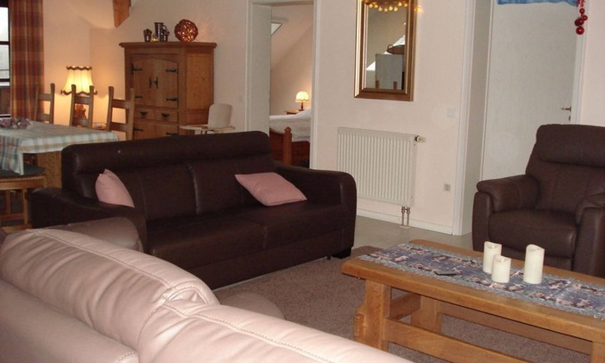 Auel Apartment | 6-bed vacation apartment Eifelglück - Eifelferienhaus Miro