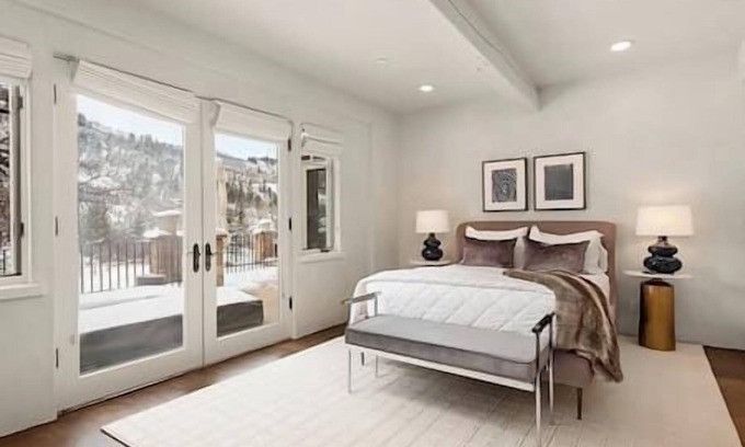 Aspen House | 6 BEDROOM-6 BATH HOME WEST ASPEN EUROPEAN DESIGN!