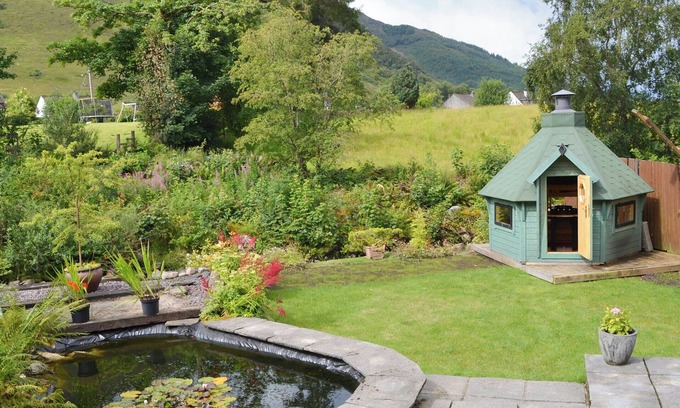West Laroch Cottage | 6 bedroom accommodation in Ballachulish, near Fort William