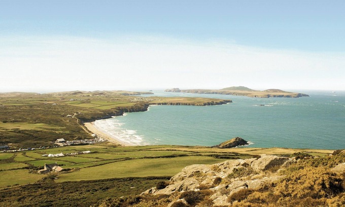 St Brides Cottage | 6 bedroom accommodation in Whitesands