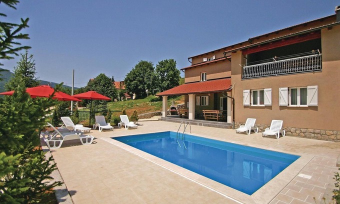Crni Kal House | 6 bedroom amazing home in Crni Kal