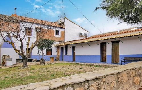 Cofrentes House | 6 Bedroom Cozy Home In Cofrentes - Ebv244