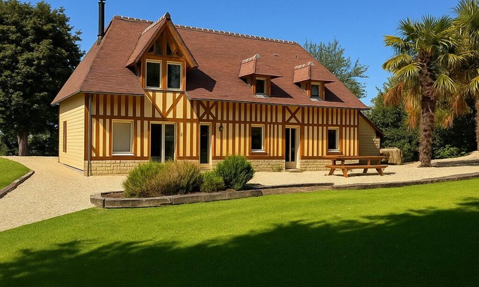 Periers-en-Auge House | 6 Bedroom Private vacation home in Cricqueville-en-Auge