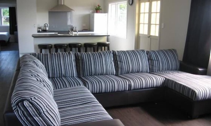 Mangawhai House | 6 Bedroom home with 3 bathrooms, Rural and Private, 1km to local village, cafes