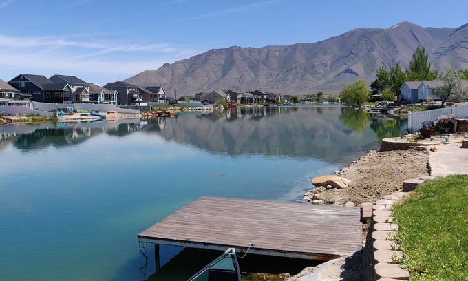 Stansbury Park House | 6 Bedroom Lake house with private beach