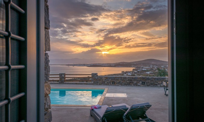 Naousa Villa | 6 bedroom luxury villa with p. pool, hot tub and amazing views near the beach
