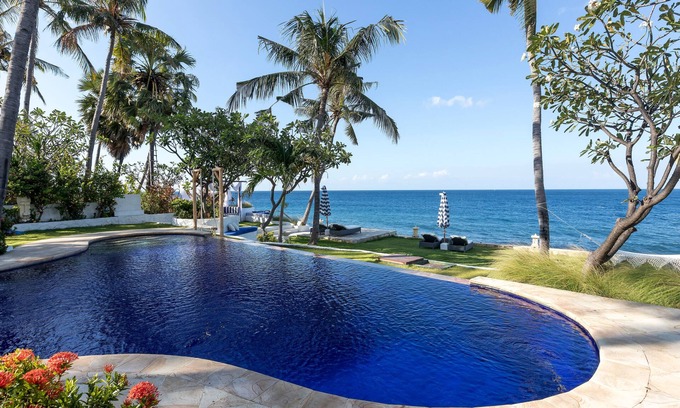 Tulamben Villa | 6 Bedrooms with Private Pool