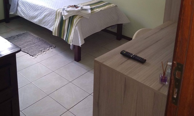 Asa Sul House | 6 Independent single excsuite with bathroom, Wi-Fi, SmartTV center Brasilia