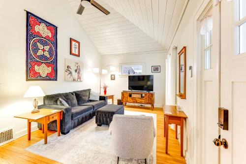 South Kansas City House | 6 Mi to Dtwn Home with Deck and Yard in Kansas City