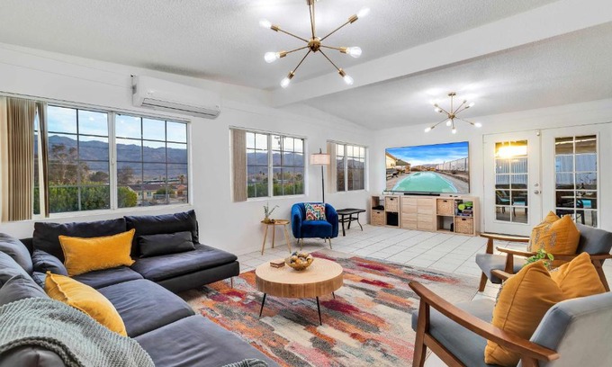 Twentynine Palms House | 6 Mi to Joshua Tree Home with Outdoor Oasis and View!