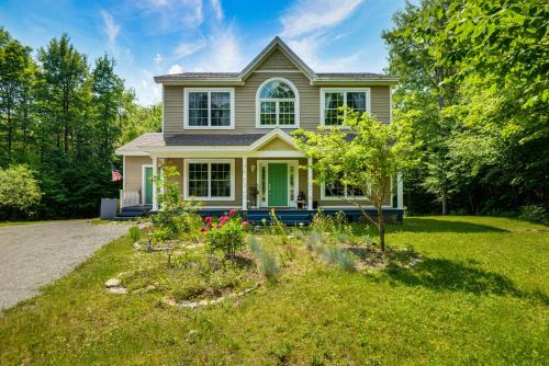 West Dover House | 6 Mi to Mt Snow Nature-View Home with Fire Pit!
