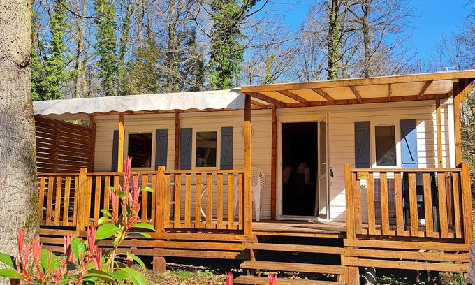 Saint-Cheron House | 6-person air-conditioned mobile home in a 23-hectare 3* campsite in the heart of nature