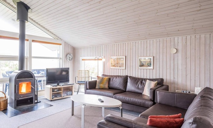 Bjerregaard House | 6 person holiday home in Hvide Sande