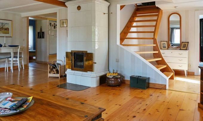 Blomstermala House | 6 person holiday home in BLOMSTERMÅLA