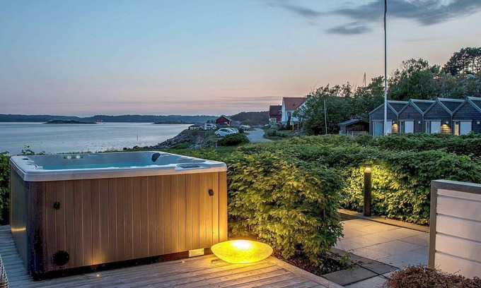 Stenungsund House | 6 person holiday home in STENUNGSUND