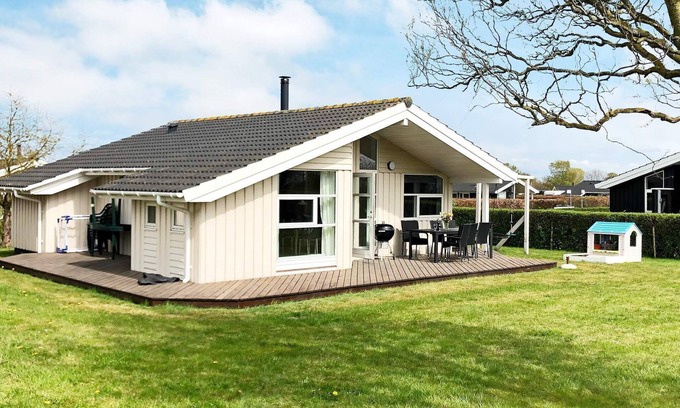 Flovt Strand House | 6 person holiday home in Haderslev