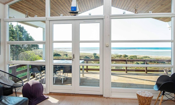 Øer Strand House | 6 person holiday home in Ebeltoft