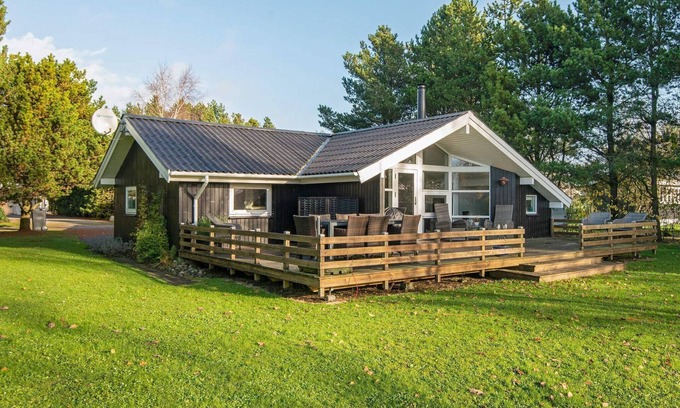 Jegum House | 6 person holiday home in Oksbøl