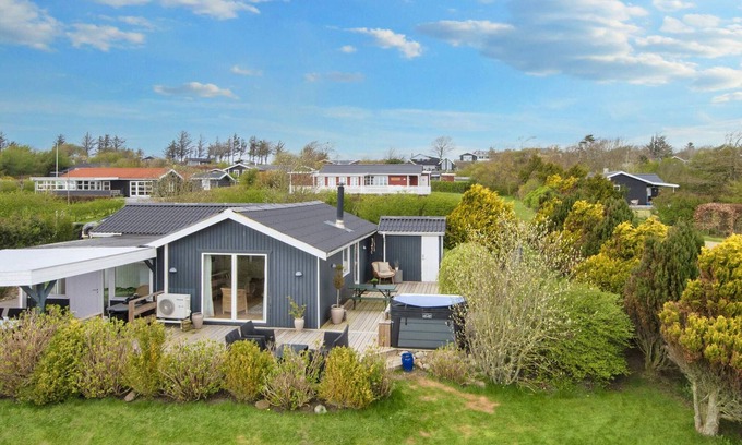 Remmer Strand House | 6 person holiday home in Struer-By Traum