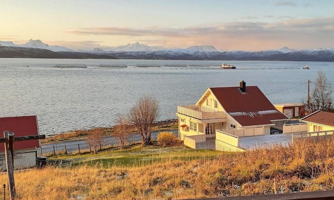 Lenvik House | 6 person holiday home in Finnsnes-By Traum