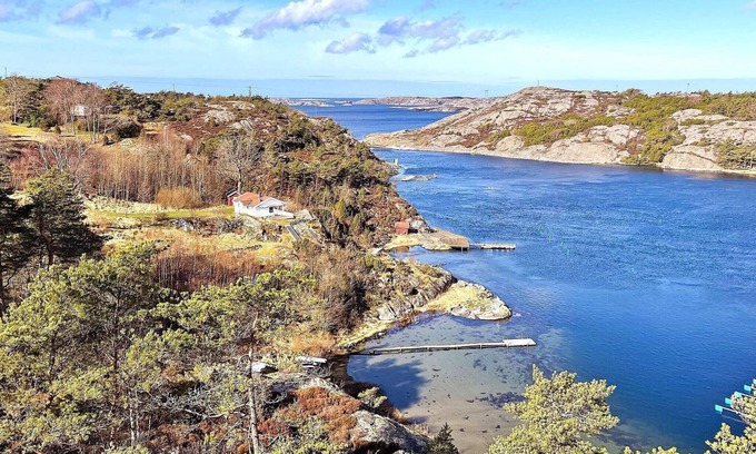 Ellos House | 6 person holiday home in ELLÖS