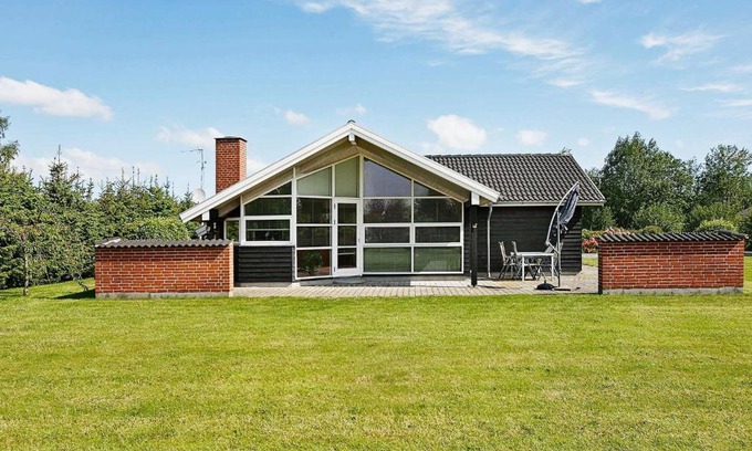 Egense House | 6 person holiday home in Storvorde-By Traum