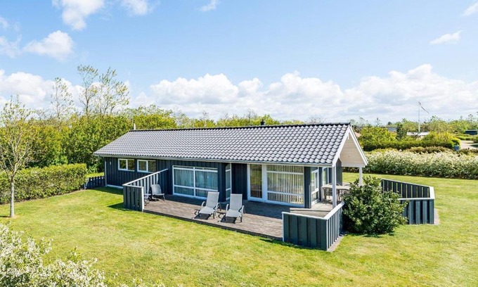 Skaven Strand House | 6 person holiday home in Tarm