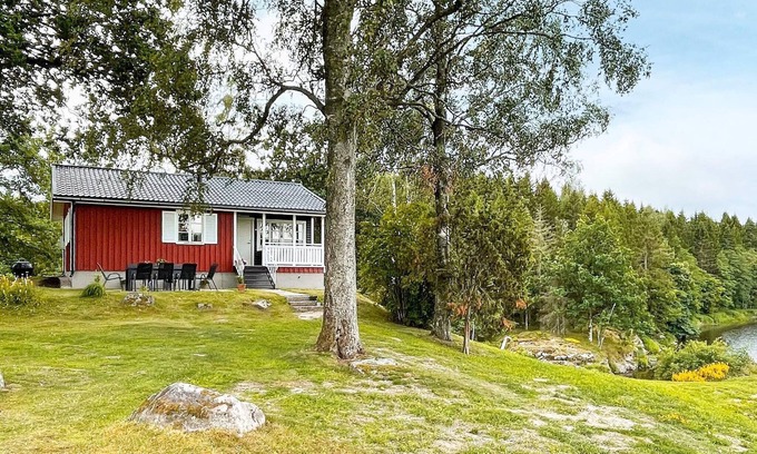 Mellerud House | 6 person holiday home in MELLERUD-By Traum