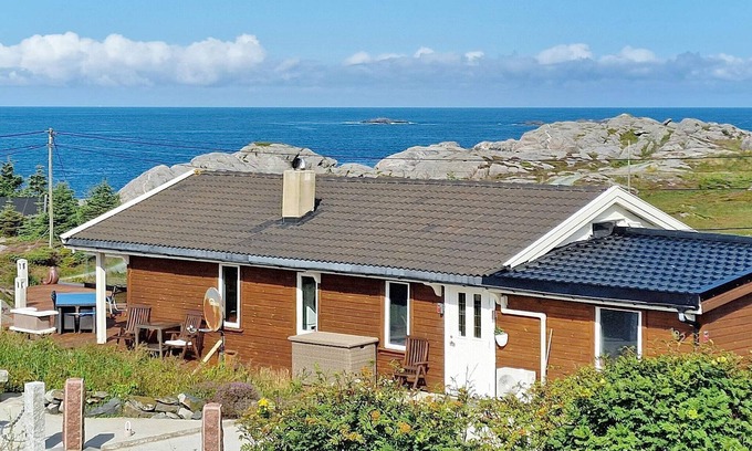 Karmoy House | 6 person holiday home in skudeneshavn-By Traum