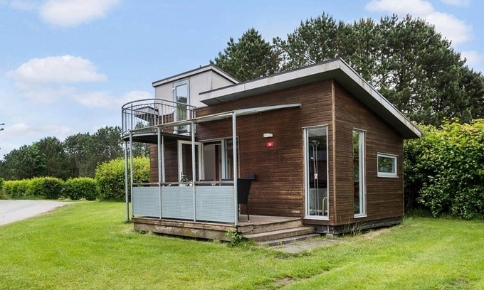 Aarhus North House | 6 person holiday park home in Aarhus N