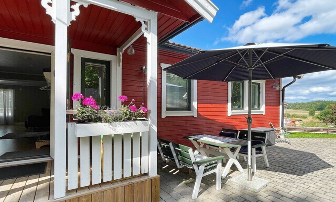 Gryt House | 6 person holiday home in VALDERMARSVIK