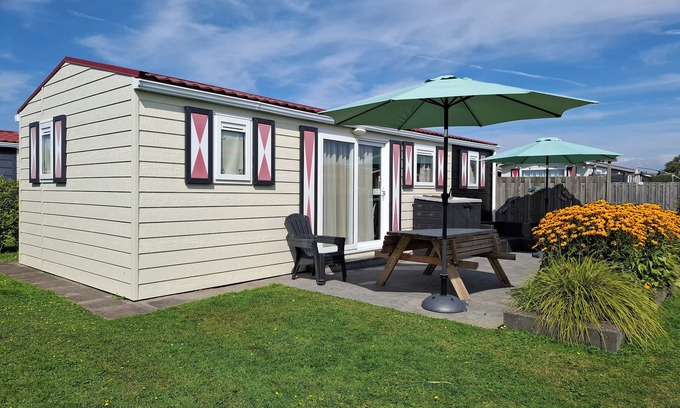 Serooskerke Ski Chalet | 6 persons Chalet Net Wa'k Wou, Close to Zeeland Coast, Olmenduin (family park)